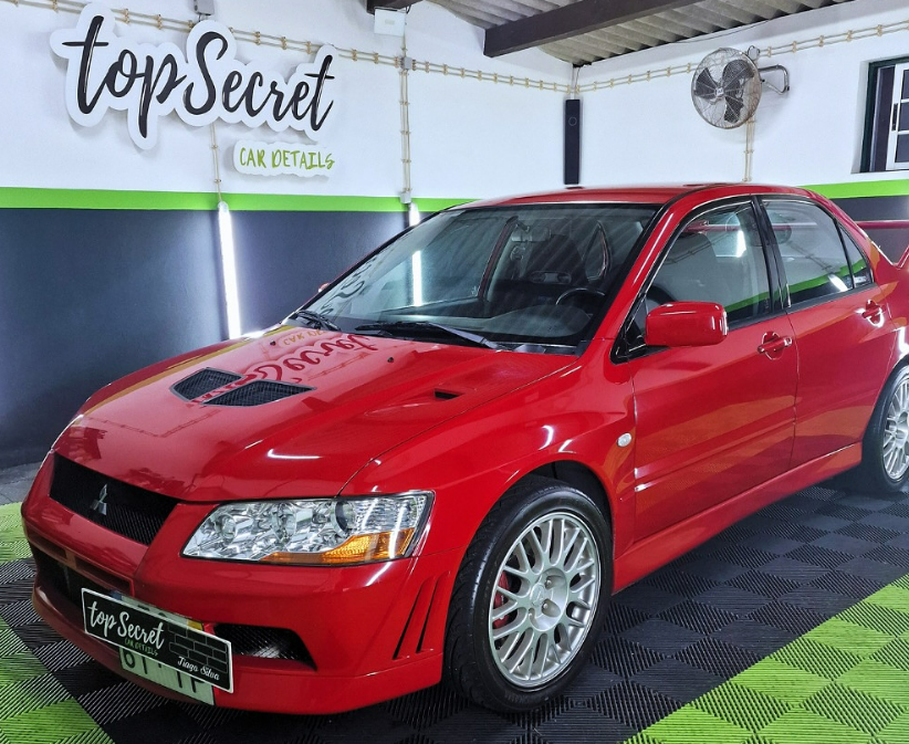 Reel Top Secret - Detalhe de carro